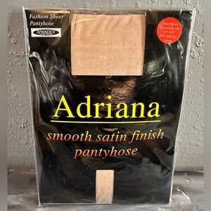 Adriana fashion sheer pantyhose Queen 3x/4x taupe style 804x New